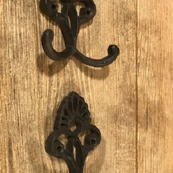 Two (2) Crown Double Cast Iron Wall Hook 4 3/4"tall x 4" wide Two (2) 10254 - Picture 5 of 16